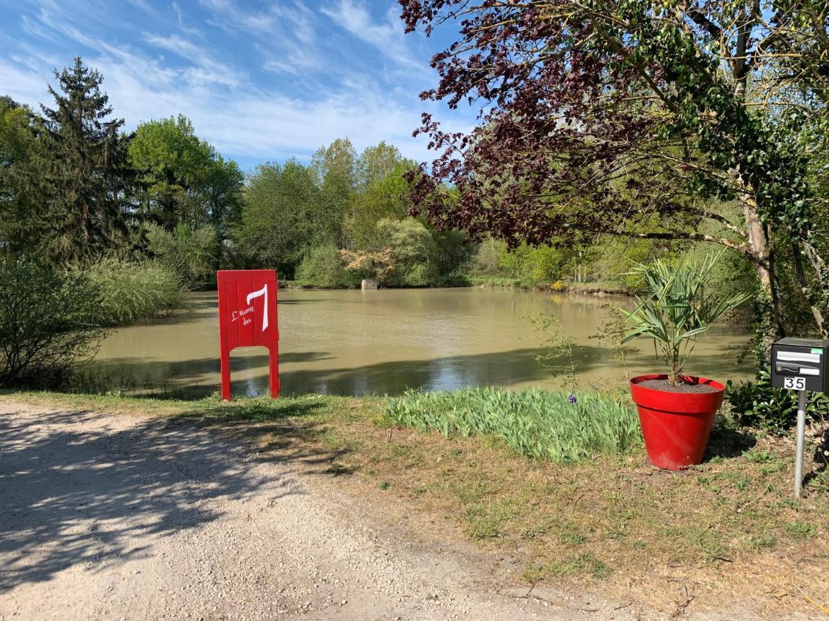 L'Etang Des 7 Hotel Le Controis-en-Sologne Exterior photo